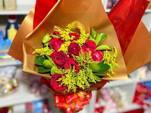 imagem do produto Promoção - Buquê com 12 Rosas Vermelhas