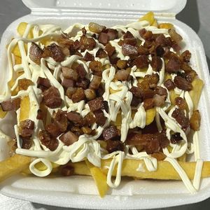 imagem do produto Batata palito com bacon e requeijão cremoso 200g