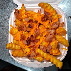 imagem do produto Batata crinkle + bacon+ cheddar 200g