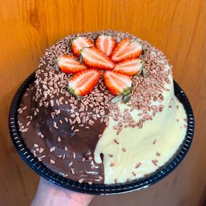 imagem do produto Bolo Vulcão 1kg Dois Amores