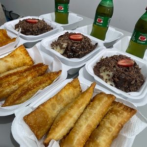 imagem do produto Combo pastel frito + mini vulcão + refri