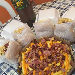 imagem do produto Na Caixa 4 X-Bacon Grátis 1 Kuat 2l ou Sukita 2l