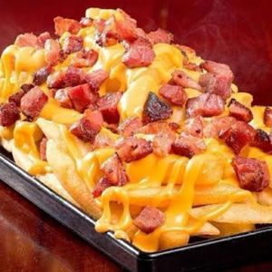 imagem do produto BATATA FRITA COM CHEDDAR E BACON
