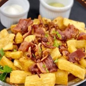 imagem do produto Mandioca Frita com Bacon - 500g