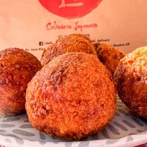 imagem do produto Bolinho de Arroz Com Salmão (grelhado) e cream cheese 80 gramas cada