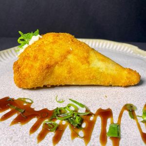 imagem do produto TEMAKI HOT ESPECIAL