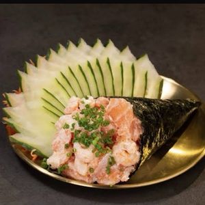 imagem do produto TEMAKI MIX (CAMARÃO E SALMÃO)