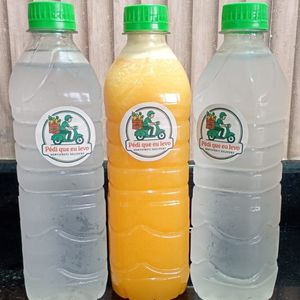 imagem do produto 2 águas de coco + 1 suco de laranja