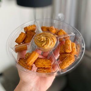 imagem do produto • FUNDI DE MINI CHURROS