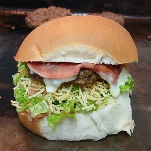 imagem do produto X-BURGUER