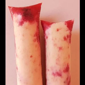 imagem do produto Chup Chup Gourmet Ninho com Morango