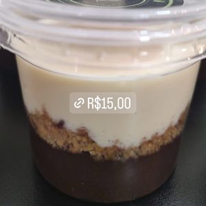 imagem do produto Mousse de limão com brigadeiro e crocante de castanhas