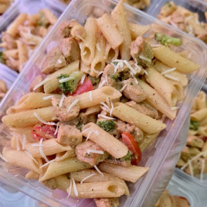 imagem do produto Macarrão Penne com frango, brócolis e tomate cereja