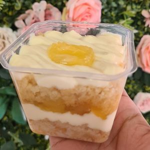 imagem do produto Bolo de pote abacaxi com ninho