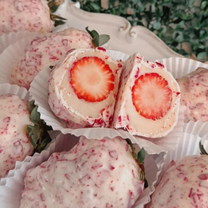 imagem do produto Morango cravejado