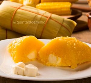 imagem do produto Pamonha Salgada Recheada Com Queijo