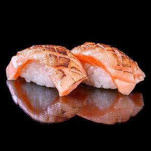 imagem do produto Niguiri de salmão maçaricado