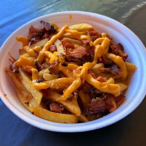 imagem do produto Batata frita com baccon e Cheddar