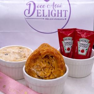 imagem do produto COXINHAS DE FRANGO COM REQUEIJÃO CREMOSO (SABOR FRANGO) 