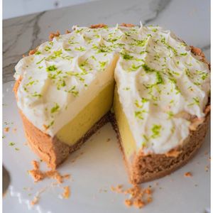 imagem do produto Torta de limão (Serve de 6-8pessoas)