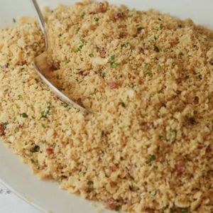 imagem do produto Farofa de bacon (Serve de 6-8 pessoas)