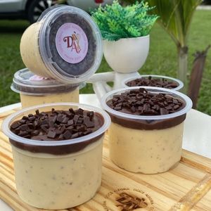 imagem do produto Mousse de maracujá com ganache e granule