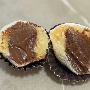 imagem do produto Brigadeiro de ninho recheado com nutella