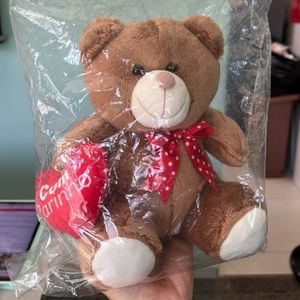 imagem do produto Urso pelúcia médio marrom coração 
