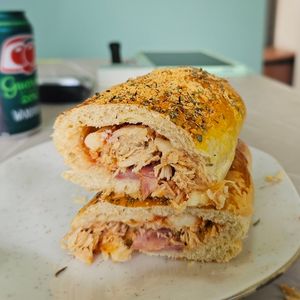 imagem do produto Pãozinho frango com bacon 