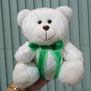 imagem do produto Pelúcia urso médio branco 
