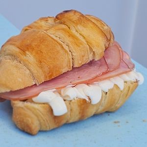 imagem do produto Croissant Lombo canadense c/ cream chesse