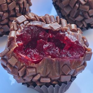 imagem do produto Brigadeirão de cereja