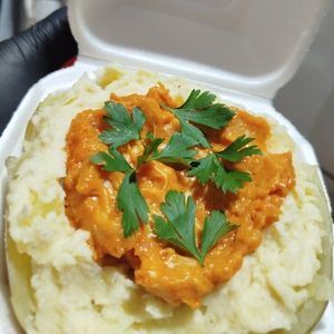 imagem do produto Batata recheada de Strogonoff de frango 