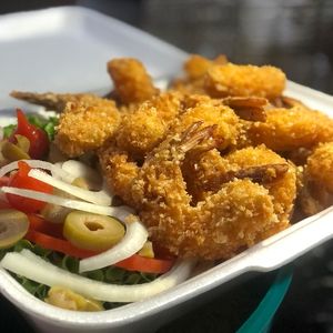 imagem do produto Camarão à milanesa+ um refrigerante de um litro 