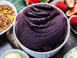 imagem do produto Açaí na marmita de 300ml só o creme de açaí sem acompanhamento.