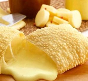 imagem do produto Pastel de Queijo, Azeitona, Cebola e Orégano.