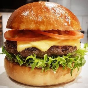 imagem do produto Burguer Clássico Artesanal 