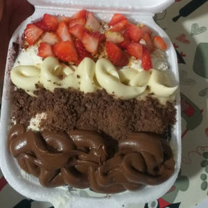 imagem do produto marmitinha de açai tamanho G