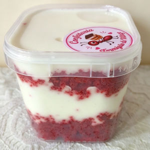 imagem do produto Bolo redvelvet com creme de ninho