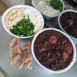 imagem do produto Feijoada média