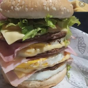 imagem do produto COMBO TRIO X   (COCA LATA)