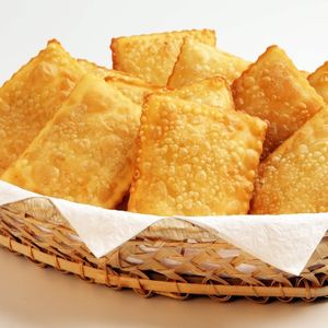 imagem do produto Pastel de Frango 15cm