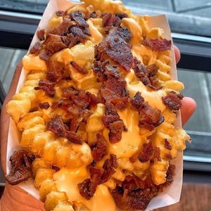 imagem do produto Batata cheddar C/ farofa de bacon P