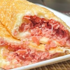 imagem do produto PASTEL DE CALABRESA 