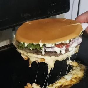 imagem do produto Xis salada Duplo. 