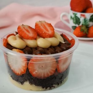 imagem do produto Torta no pote bombom aberto 