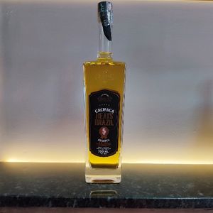 imagem do produto Cachaça heats Brazil 5 anos 