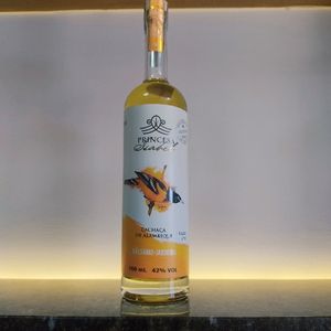 imagem do produto Cachaça princesa Isabel bálsamo e jaqueira 