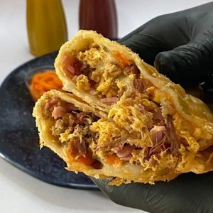 imagem do produto frango catupiry chedder quejo e bacon