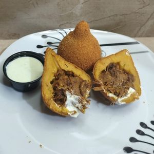 imagem do produto Coxinha de costela com cream cheese 